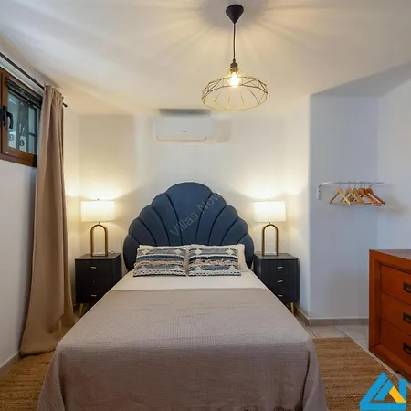 239 - Casa Lily By Now Ltd Villa Playa Blanca (Lanzarote)